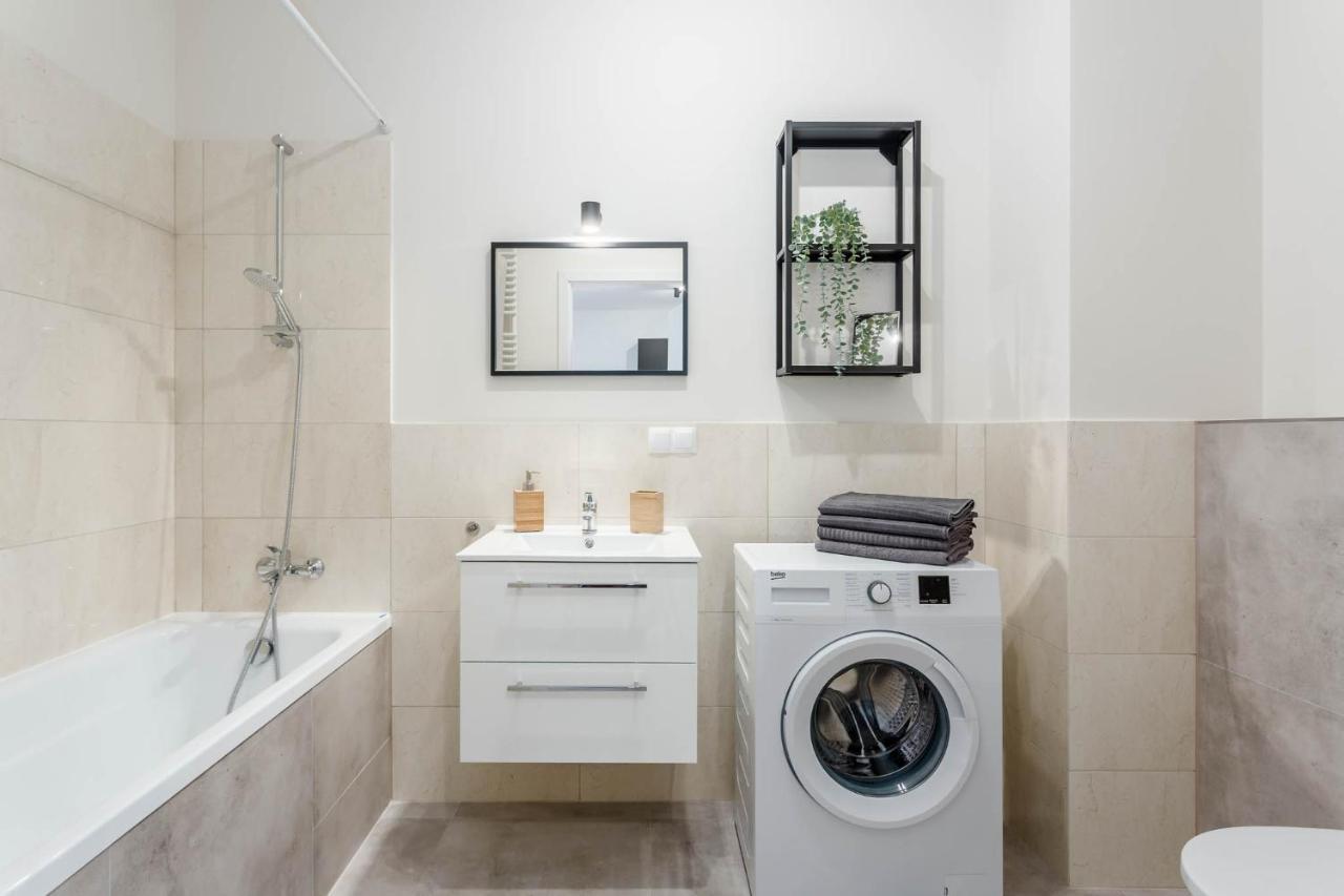 Chill Apartments Warsaw Airport מראה חיצוני תמונה