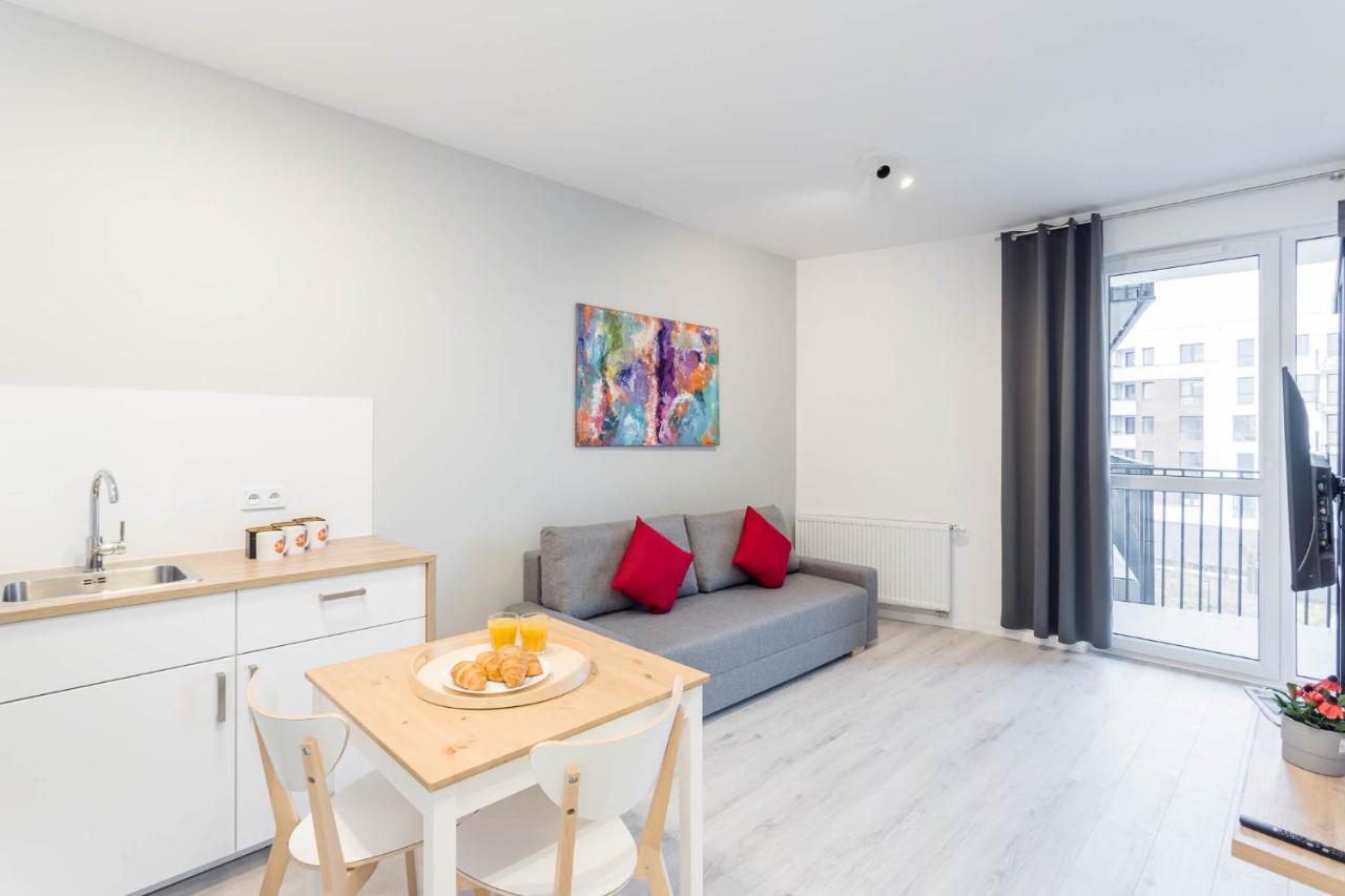 Chill Apartments Warsaw Airport מראה חיצוני תמונה