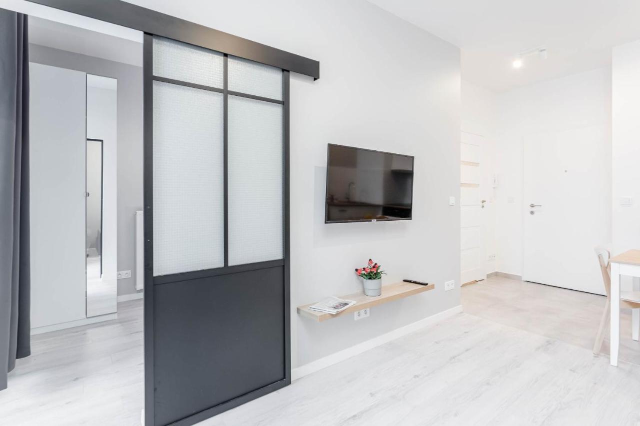 Chill Apartments Warsaw Airport מראה חיצוני תמונה