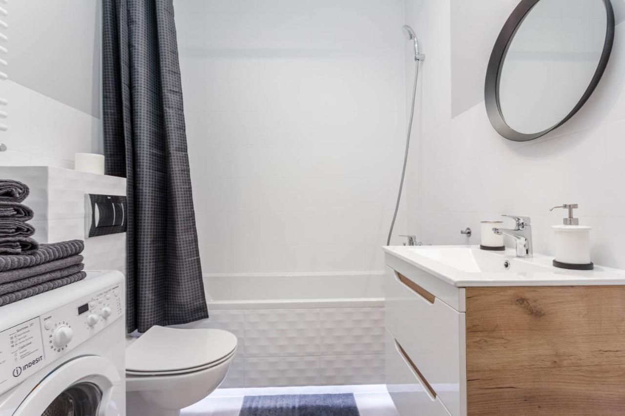Chill Apartments Warsaw Airport מראה חיצוני תמונה